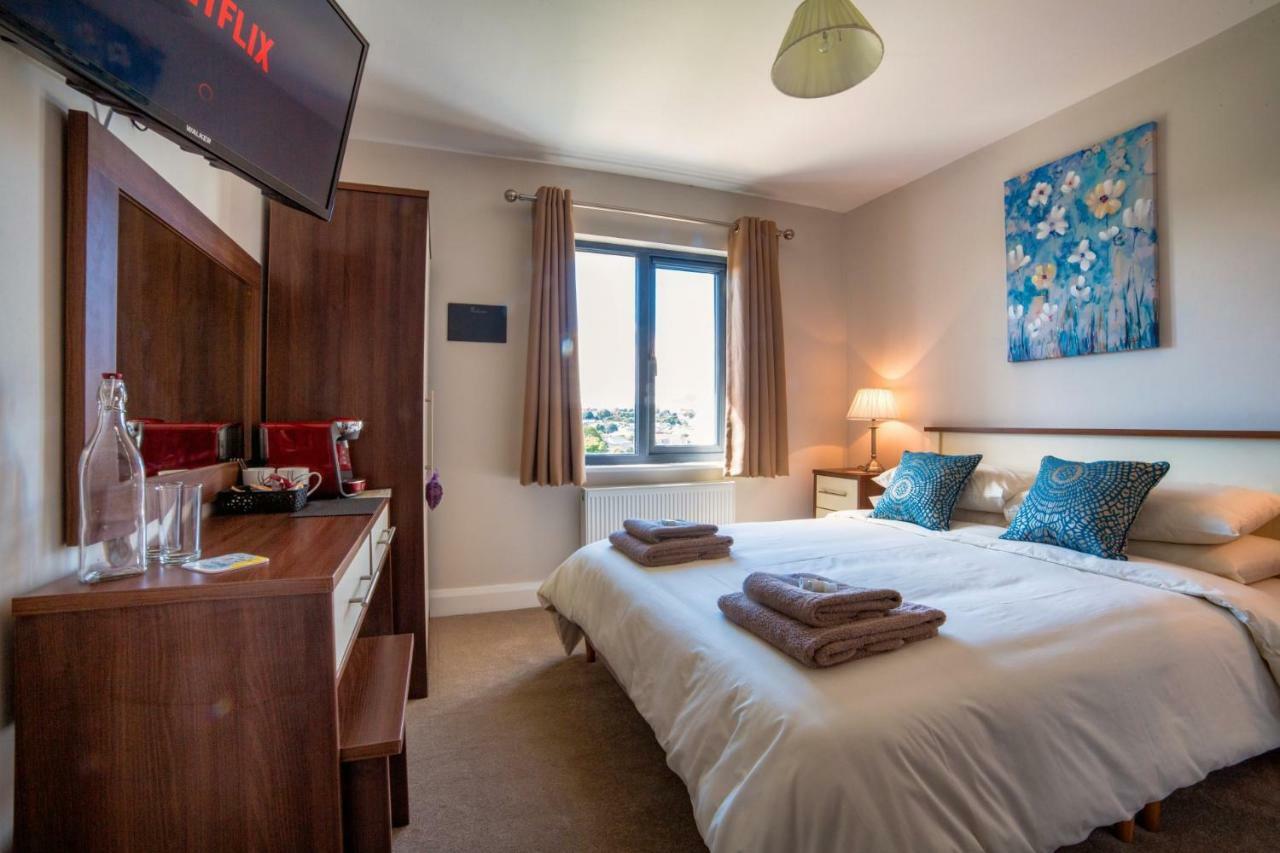 Taim Lodge Westport Exteriér fotografie